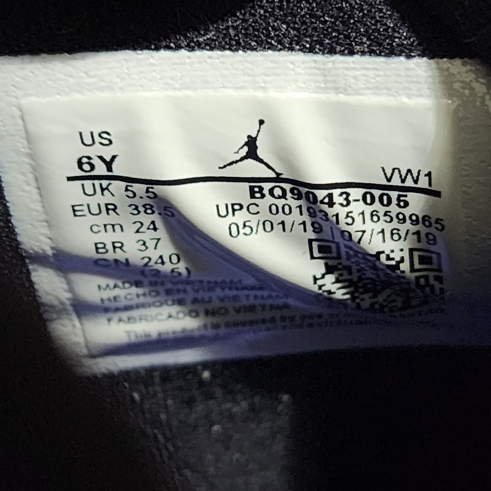 JORDAN 4 RETRO BLACK RUSH VIOLET SNEAKERS 👟 - Picture 7 of 7